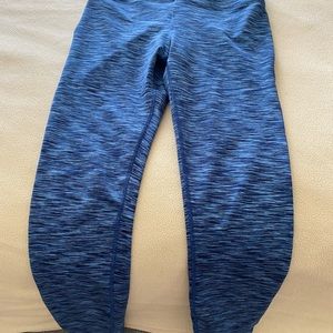Outdoor Voices Flow leggings size Medium